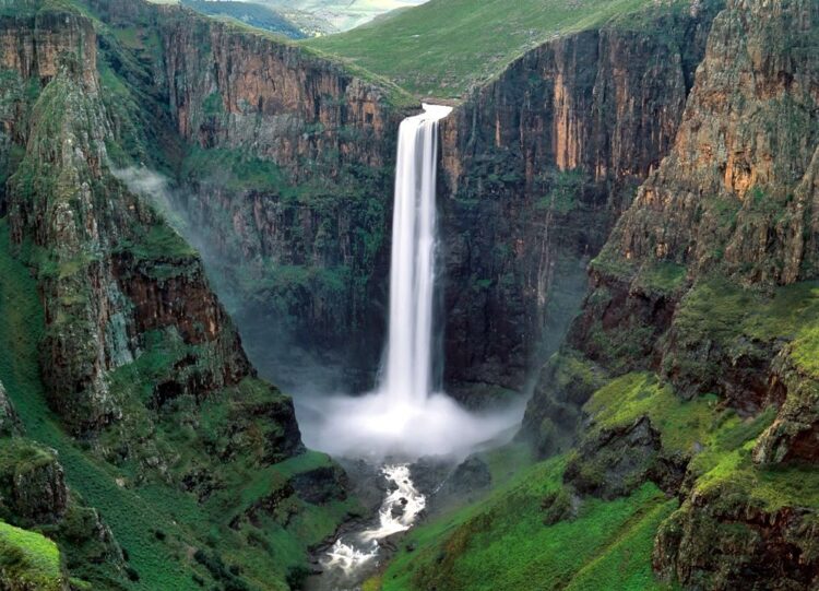 Travel Zimbabwe Differently: Ten Unexpected Places That Will Change How You See Southern Africa