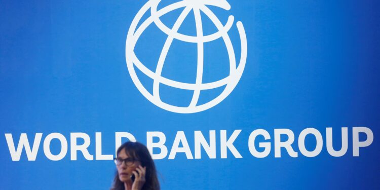 World Bank Projects Positive Outlook for Zimbabwe’s Economy