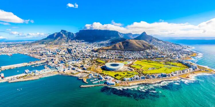 South Africa Sees Record 10.48 Million Tourists in 2025