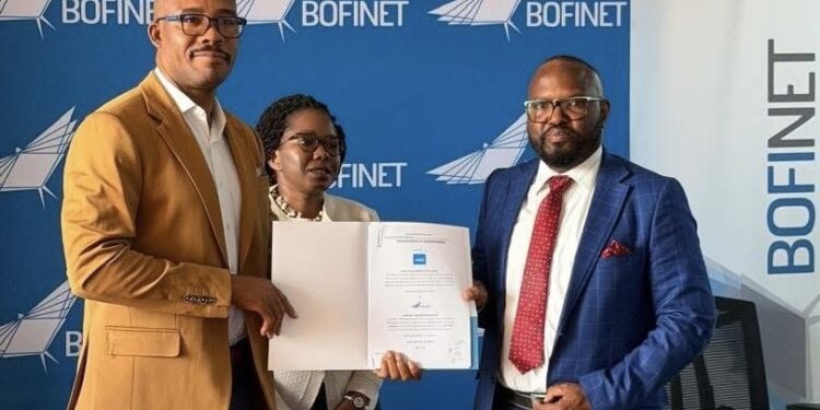 Namibia and Botswana Sign Cross Border Fibre Deal