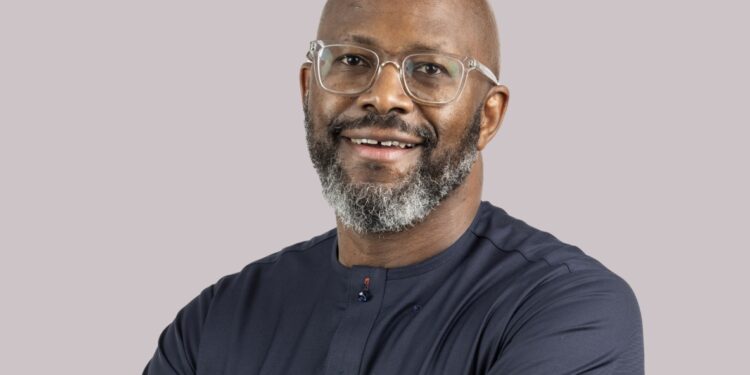 MTN Moves to Fully Acquire IHS in 2.2 Billion Dollar Deal