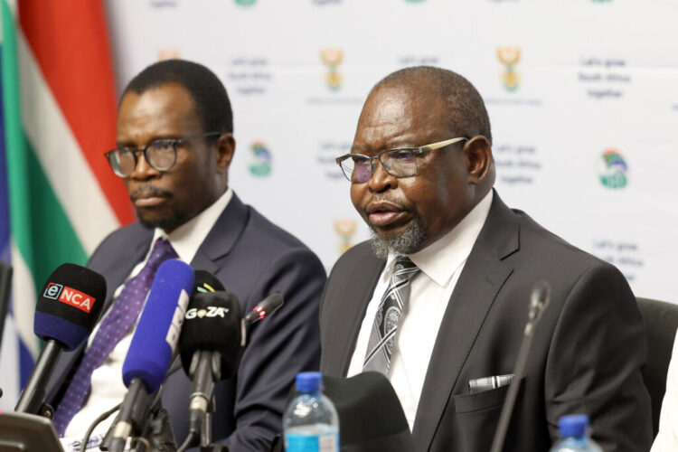 Rand Firms as South Africa Awaits 2026 National Budget Address