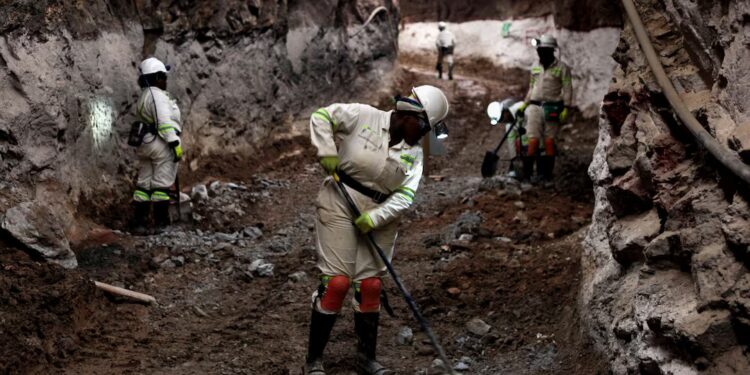 South Africa’s Gold Sector Turns to Shallow Gains as Global Prices Reach Record Highs