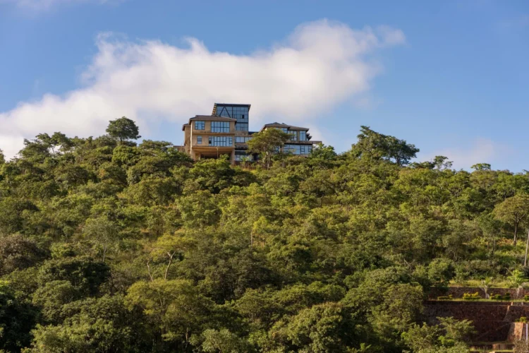 Wealthy Chinese investors reshape Zimbabwe’s housing landscape