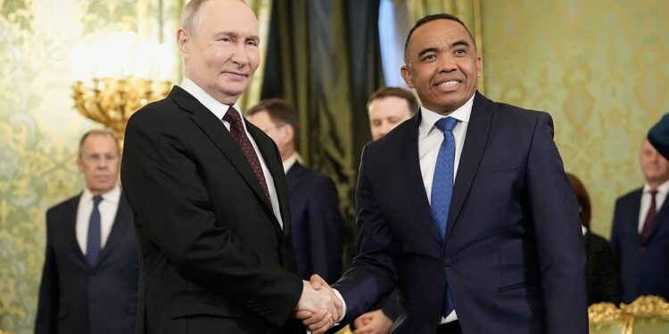 Madagascar Balances Russia and France Ties During Transition