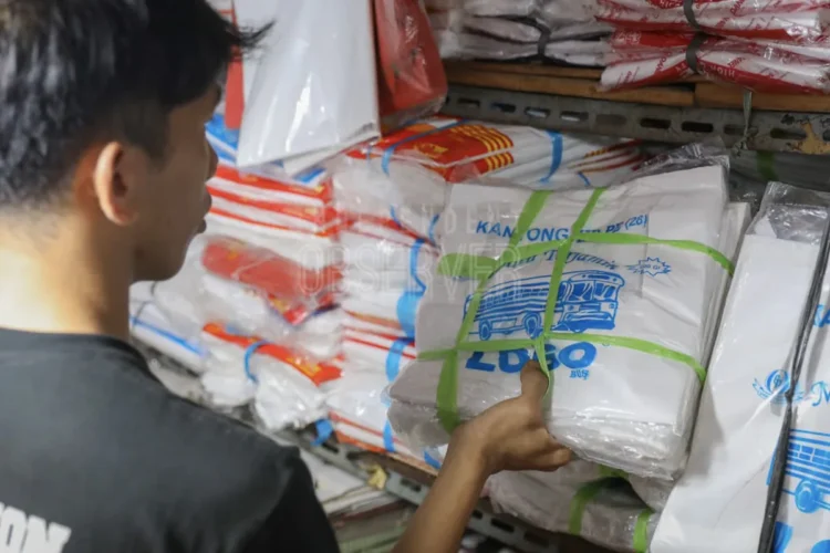 Indonesia Signals Expected Easing of Plastic Prices