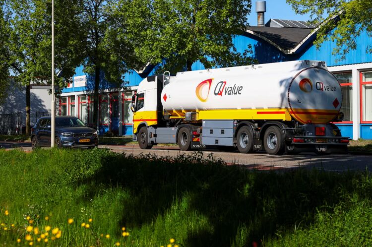 Oil Prices Rise as Iran Conflict Keeps Markets on Edge
