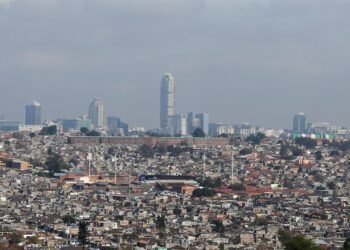 Moody’s lifts South Africa outlook as fiscal position improves