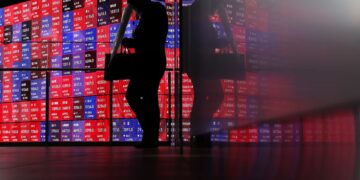 Oil prices edge higher as strikes cloud US Iran peace hopes
