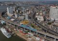 Nigeria growth eases in first quarter despite reform push
