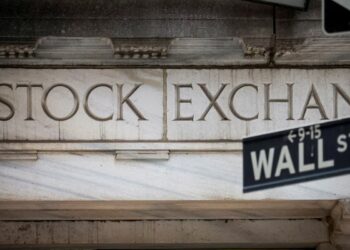 US stocks end week higher as hopes grow for Iran peace deal
