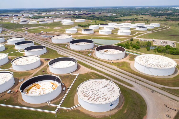 Oil climbs over 2% as Middle East tensions threaten supply