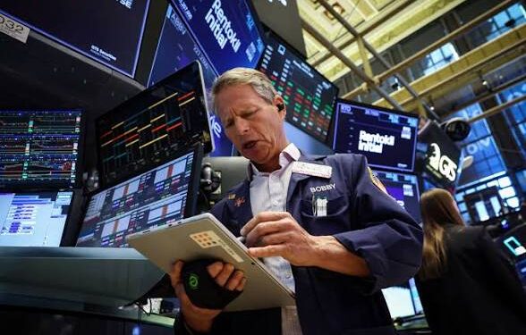 Global Markets Rise as Iran Deal Hopes Grow and SpaceX Debuts