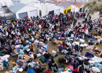 Hundreds of Zimbabweans Depart Cape Town as South Africa Concludes Temporary Repatriation Processing