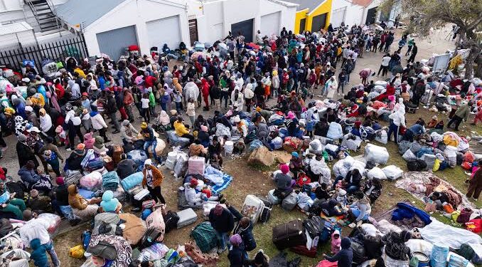 Hundreds of Zimbabweans Depart Cape Town as South Africa Concludes Temporary Repatriation Processing